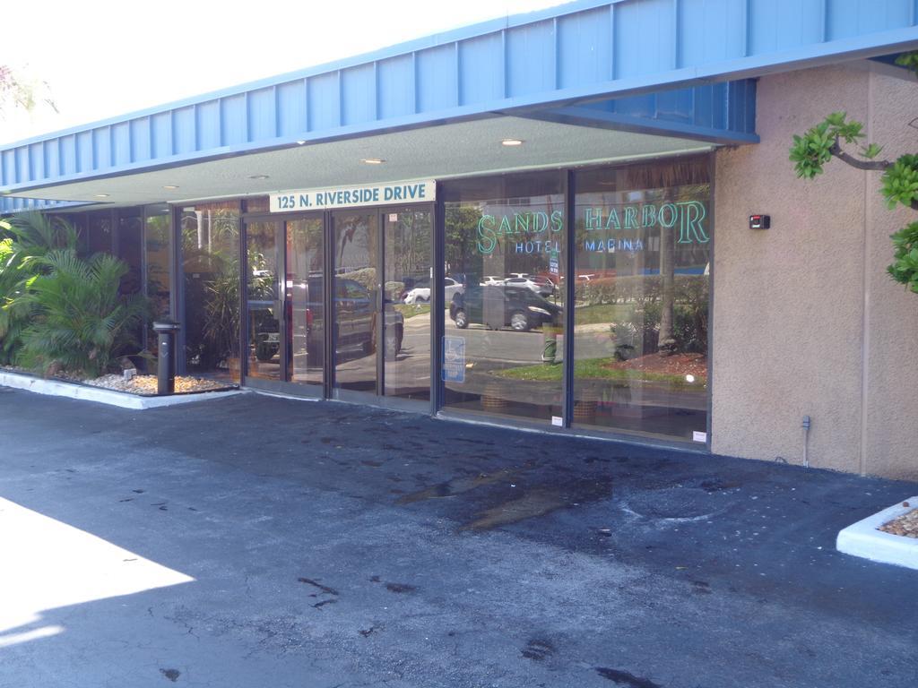 Sands Harbor Resort And Marina Pompano Beach Exterior photo