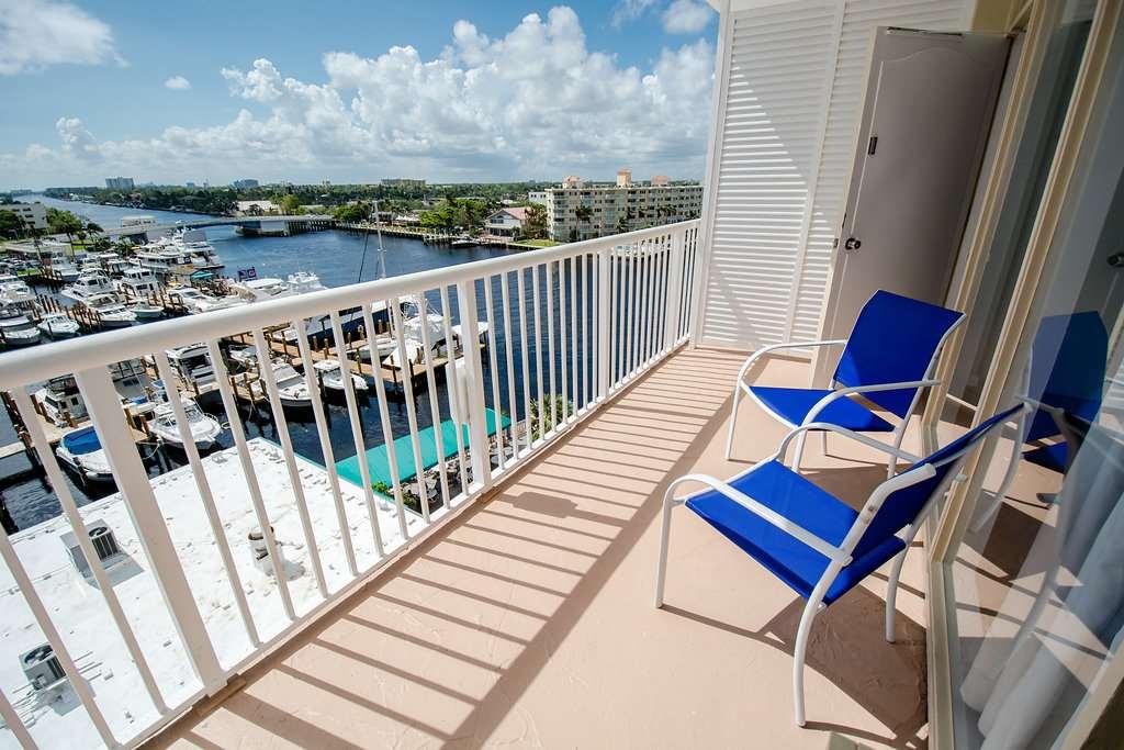 Sands Harbor Resort And Marina Pompano Beach Exterior photo